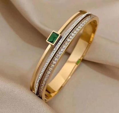 Emerald Glow Diamond Bracelet