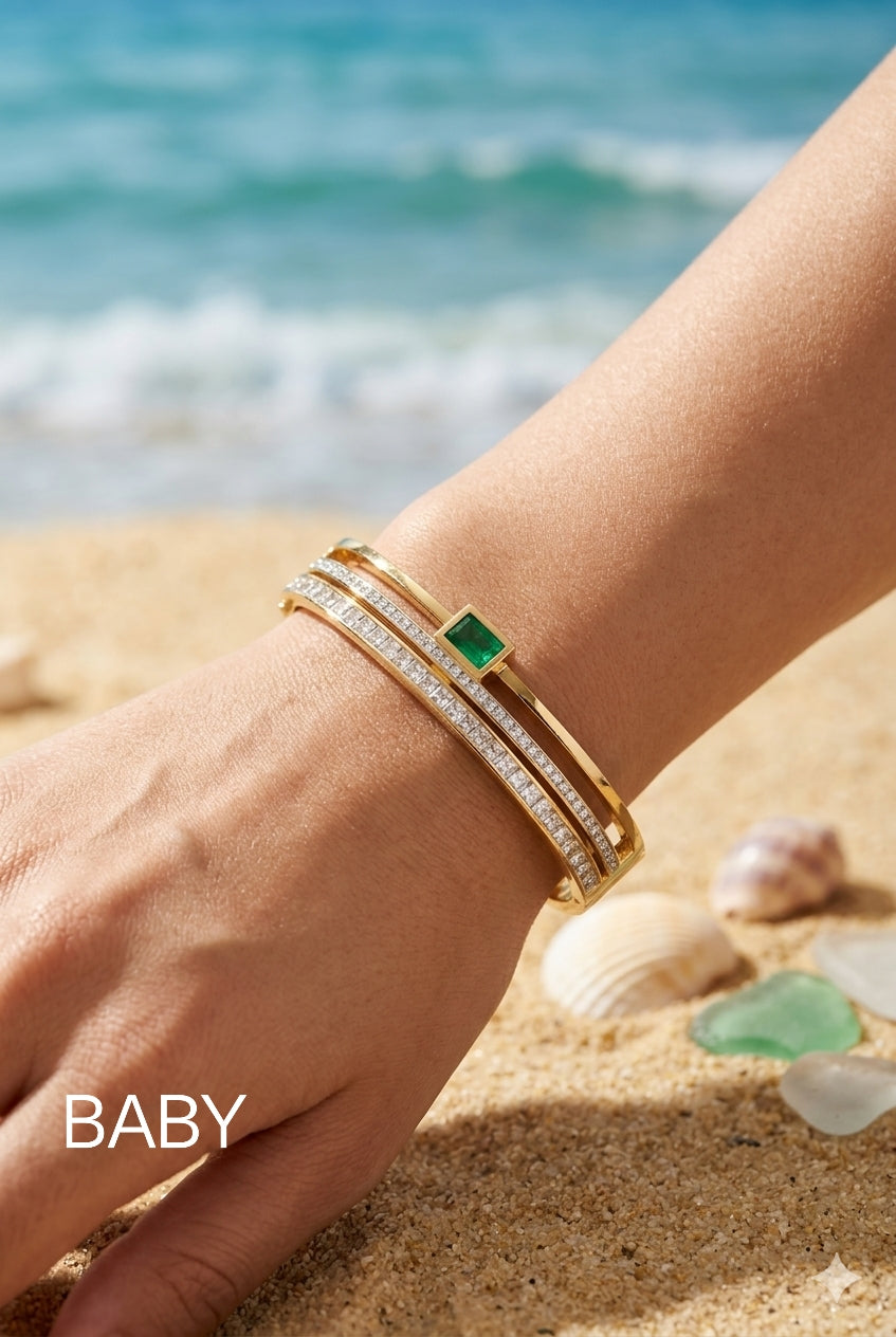 Emerald Glow Diamond Bracelet