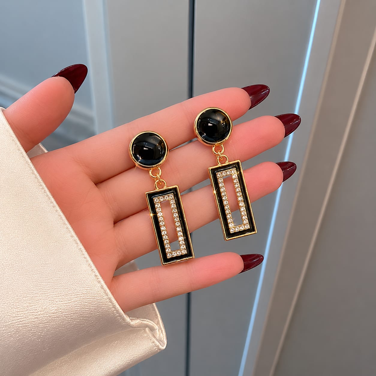 Black Gemstone Crystal Drop Earrings