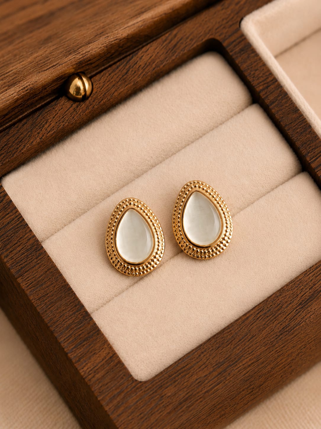 Amber Glow Earrings