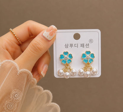 Pearl Bloom Earrings