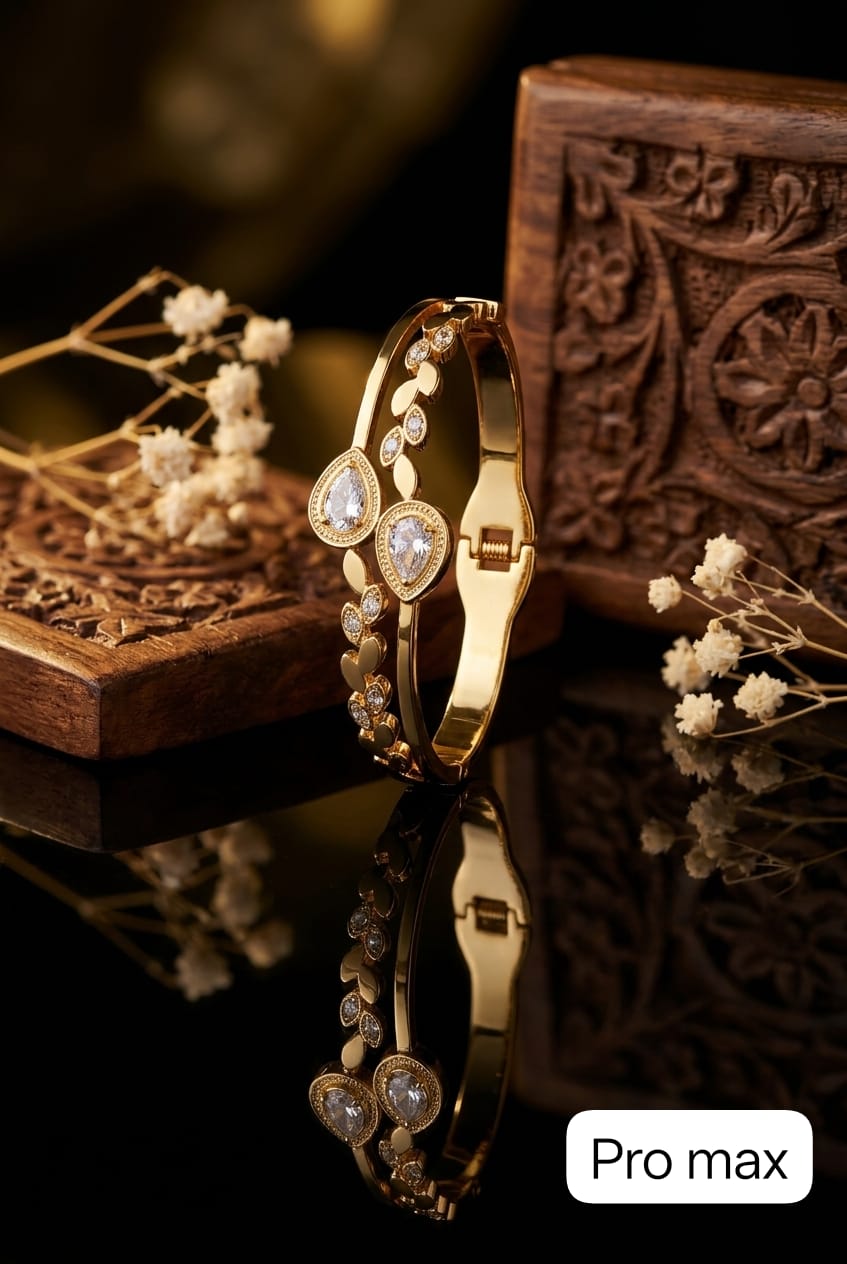 Golden Teardrop Gemstone Bracelet