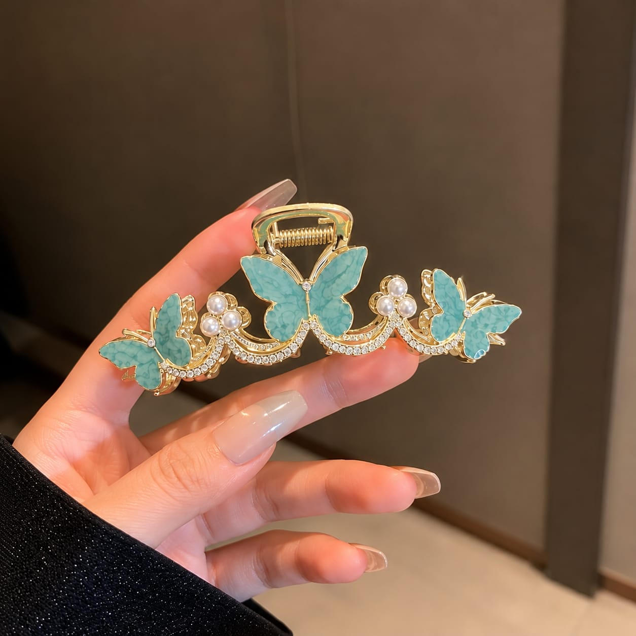 Golden Butterfly Pearl Hair Clip