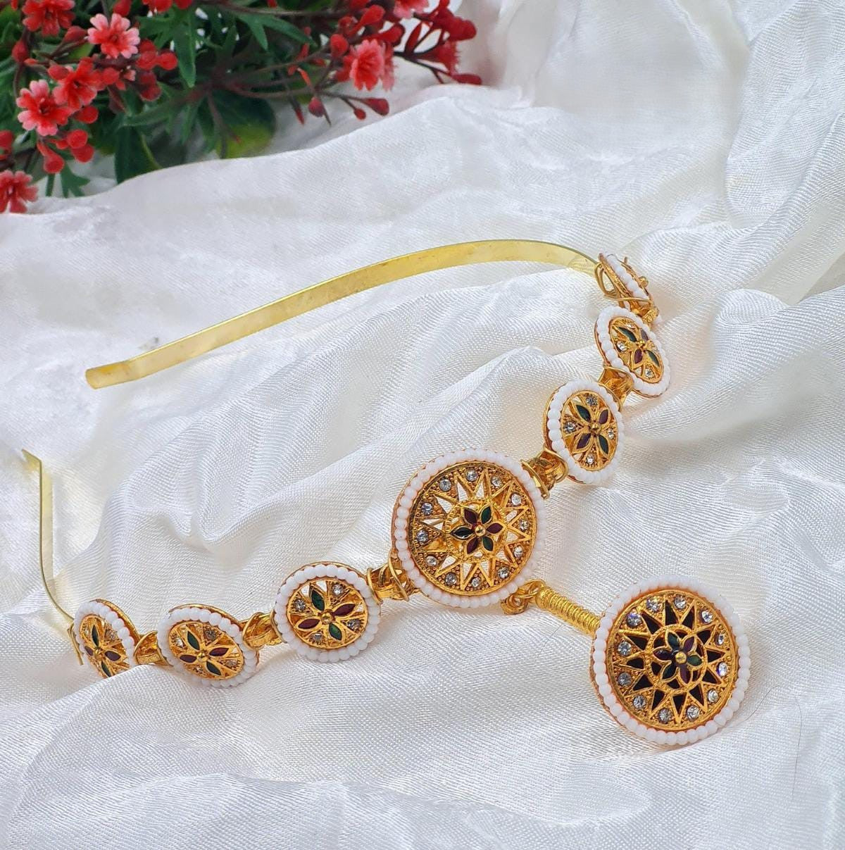 Celestial Heritage Maang Tikka