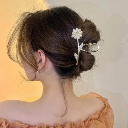 Timeless Bloom Hair Clip