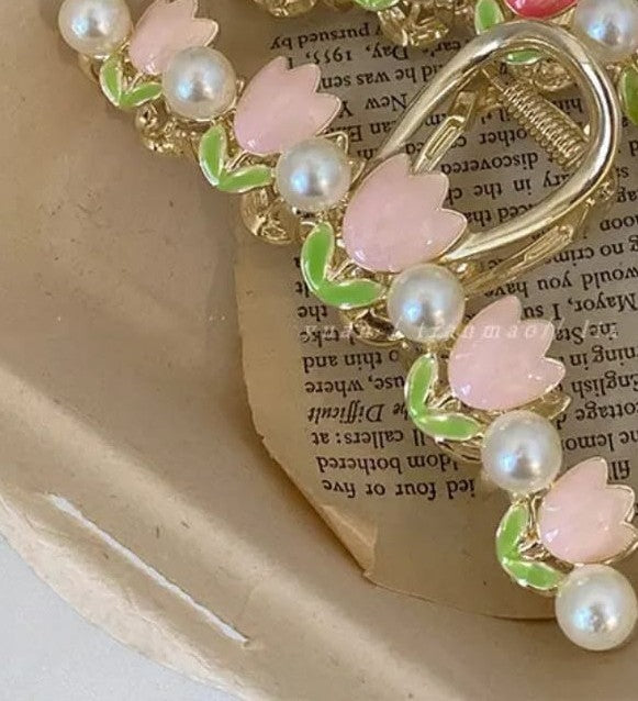 Floral Elegance  Hair Clip