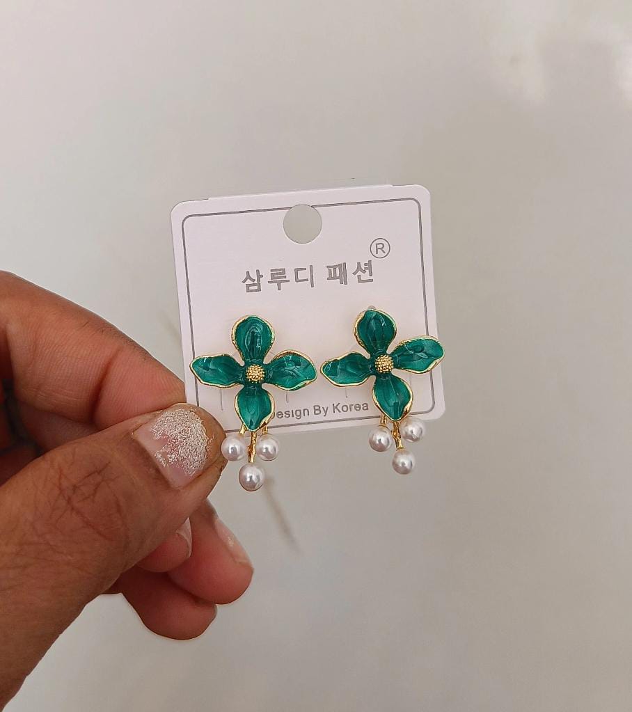 Floral Pearl Earrings